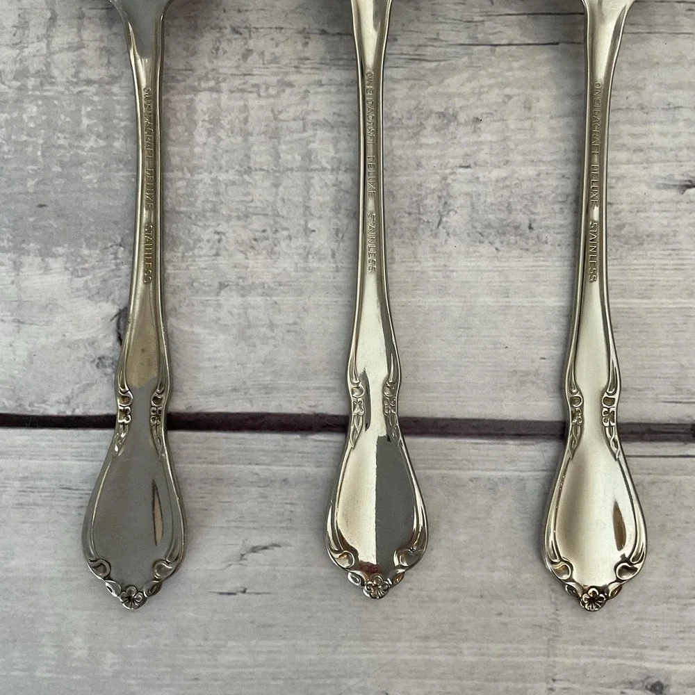 Oneidacraft Deluxe Stainless Flatware CHATEAU Oval Place Spoons Set Of 6
